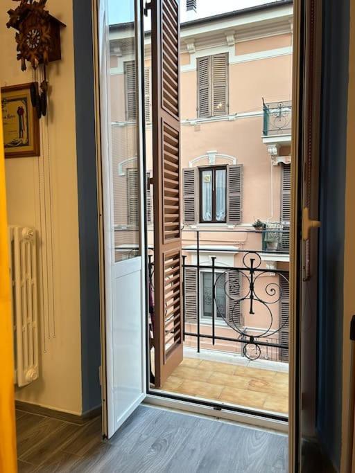 Casa Del Ferroviere B&B ซุลโมนา ภายนอก รูปภาพ